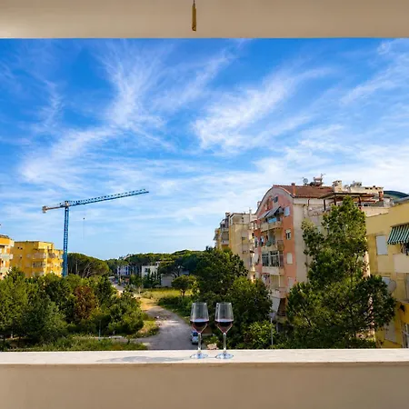 Cozy Family Near The Apartamento Golem (Tirana)